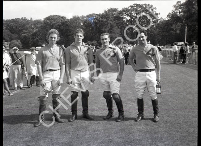 1970 Cowdray sandy Hipws