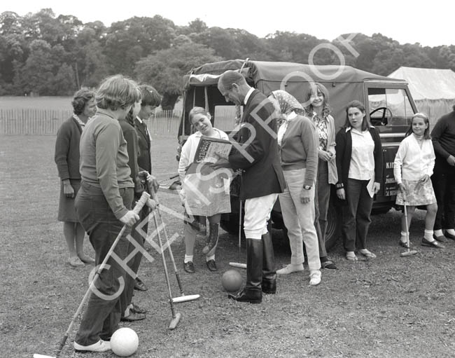 1971 charity pic