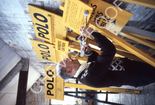 1977 Sign writer at yard