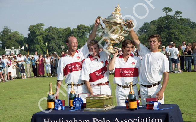 2001 International team